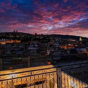 Qamar Fes