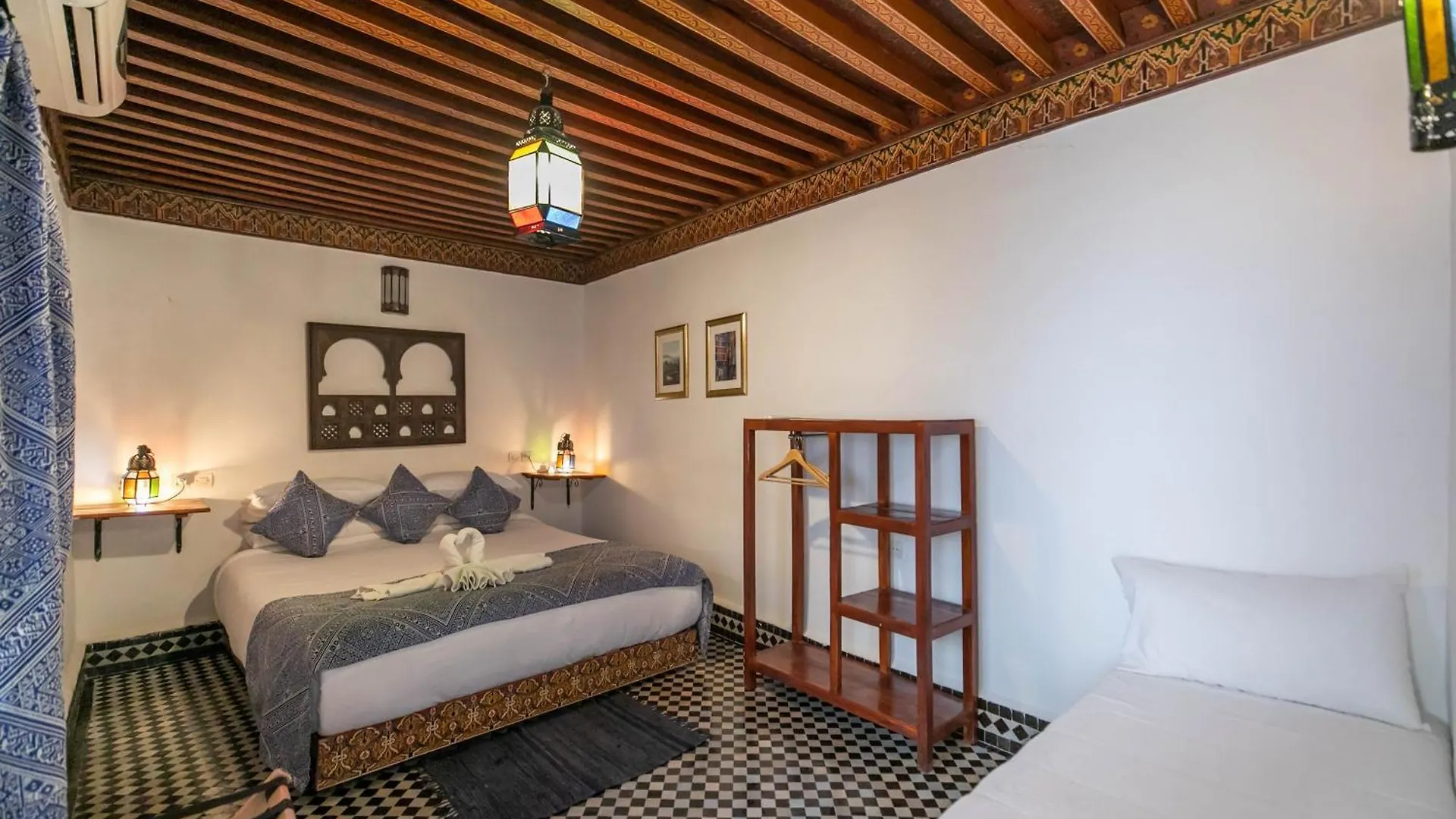 Riad Dar Omar Fes Guest house