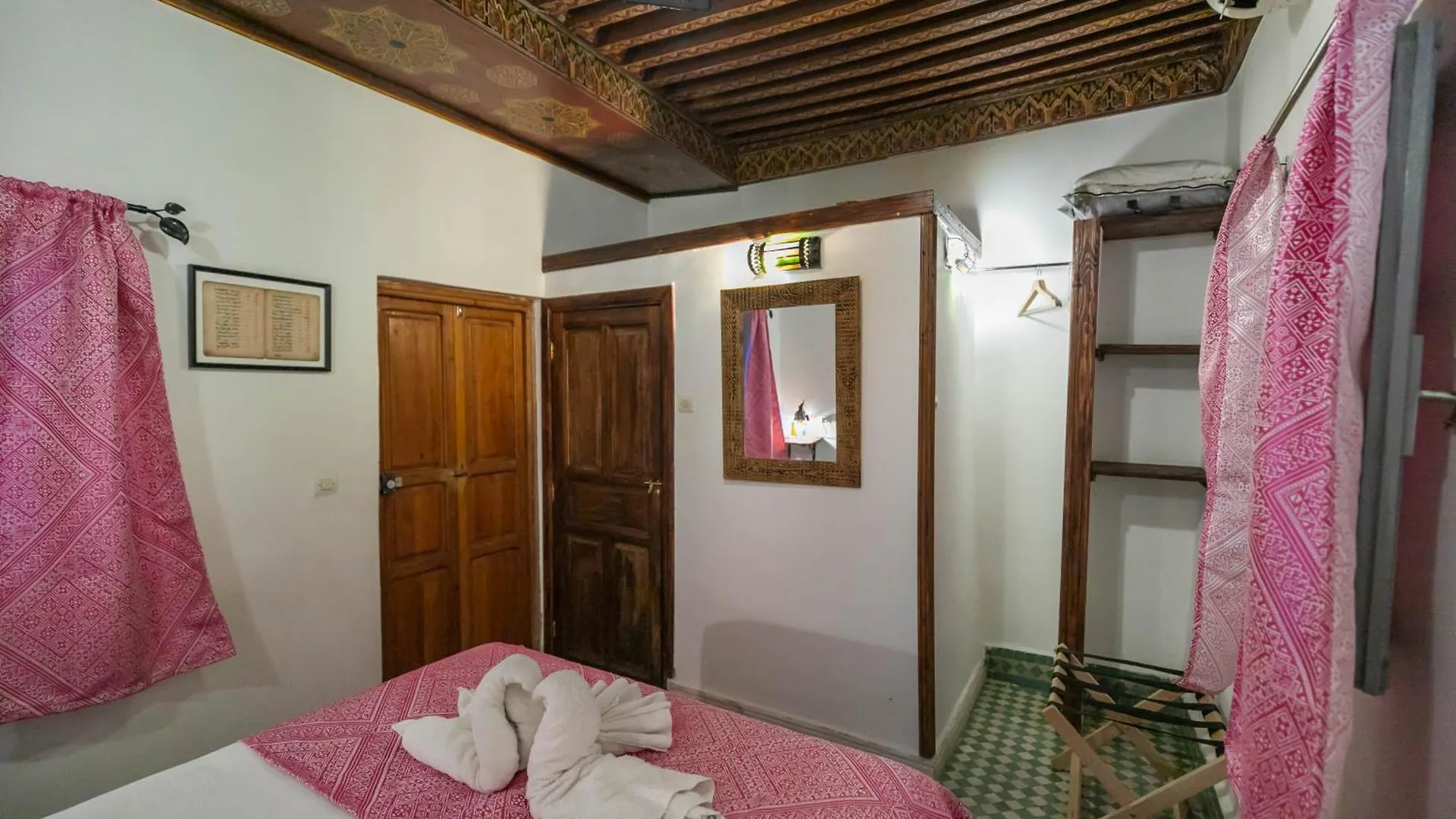 Riad Dar Omar Fes Guest house